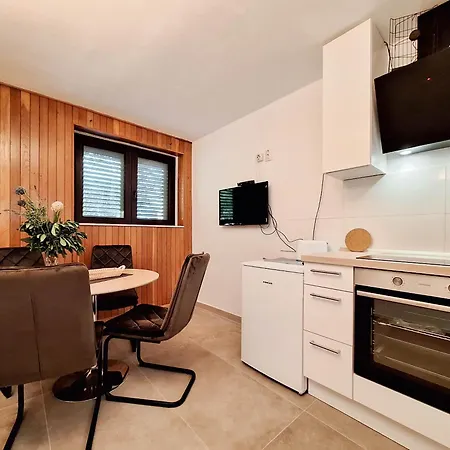 Vera Apartment *