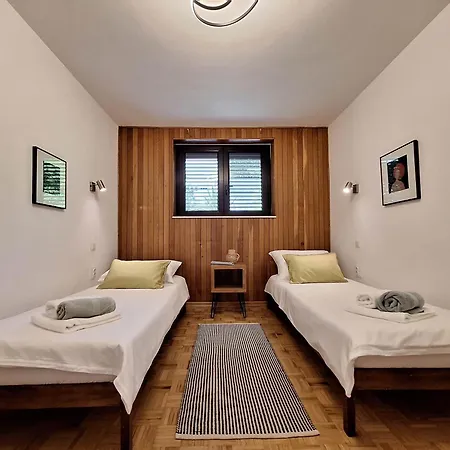 Vera Apartment *