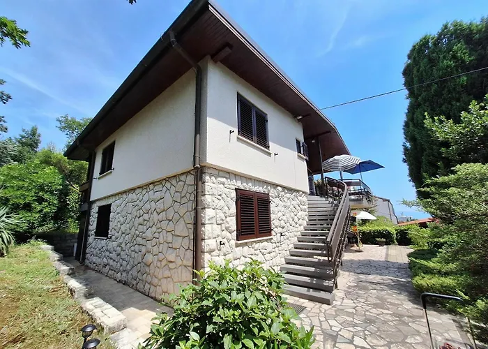 Apartment Vera Dramalj